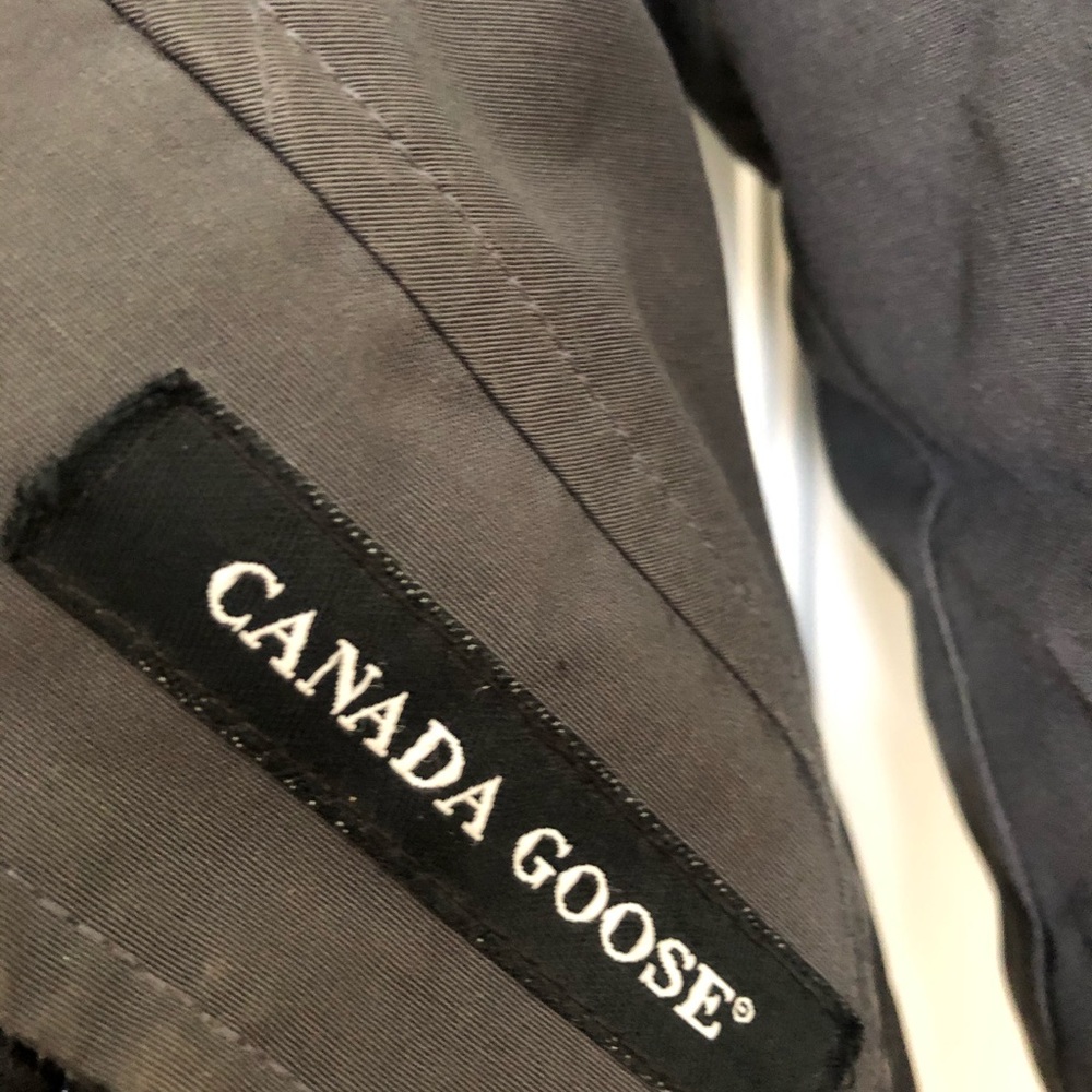 Canada goose womens down coat pre-owned - Picture 4 of 8